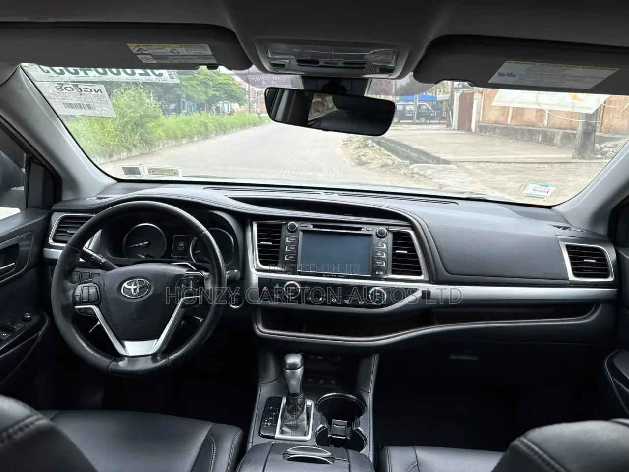 Toyota Highlander XLE 2019 Black