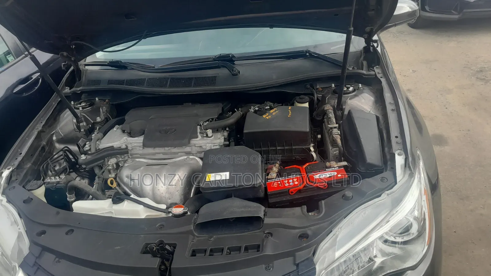 Toyota Camry LE 4dr Sedan (2.5L 4cyl 6A) 2015 Gray
