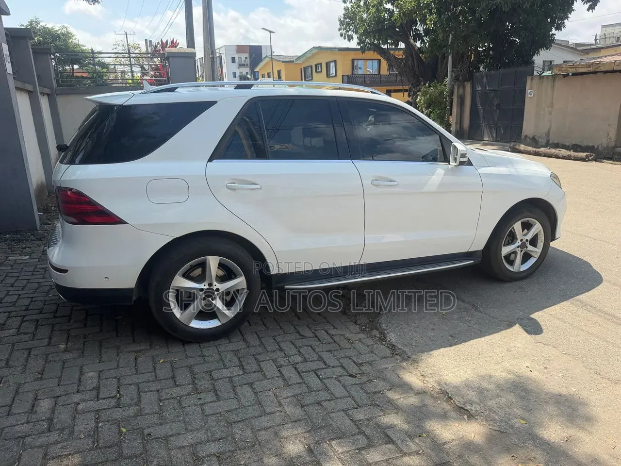 Mercedes-Benz GLE-Class 2016 White