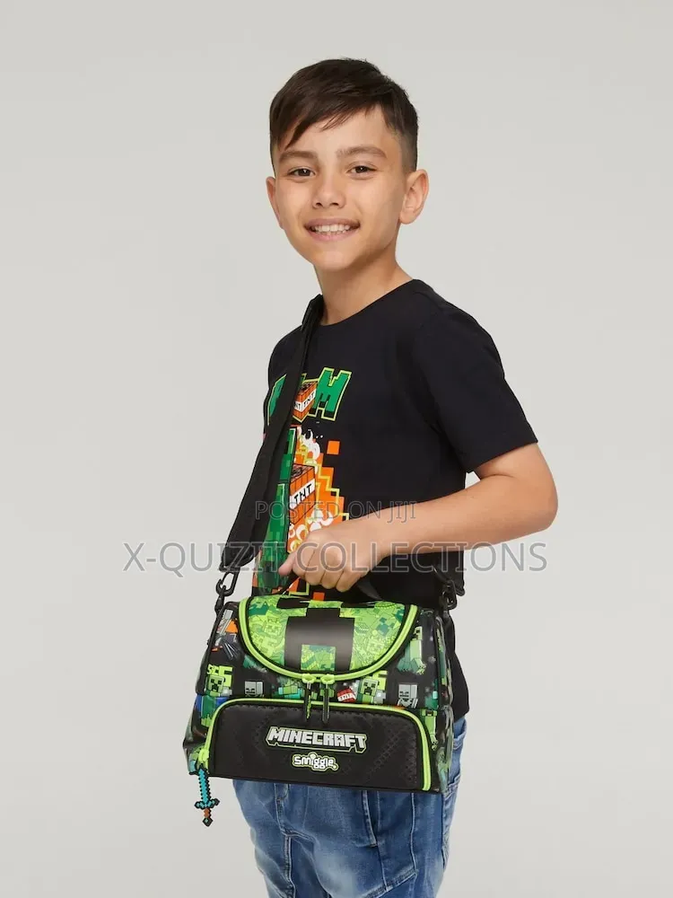Smiggle 18-Inch Trolley Bag & Lunch Bag Set – Minecraft