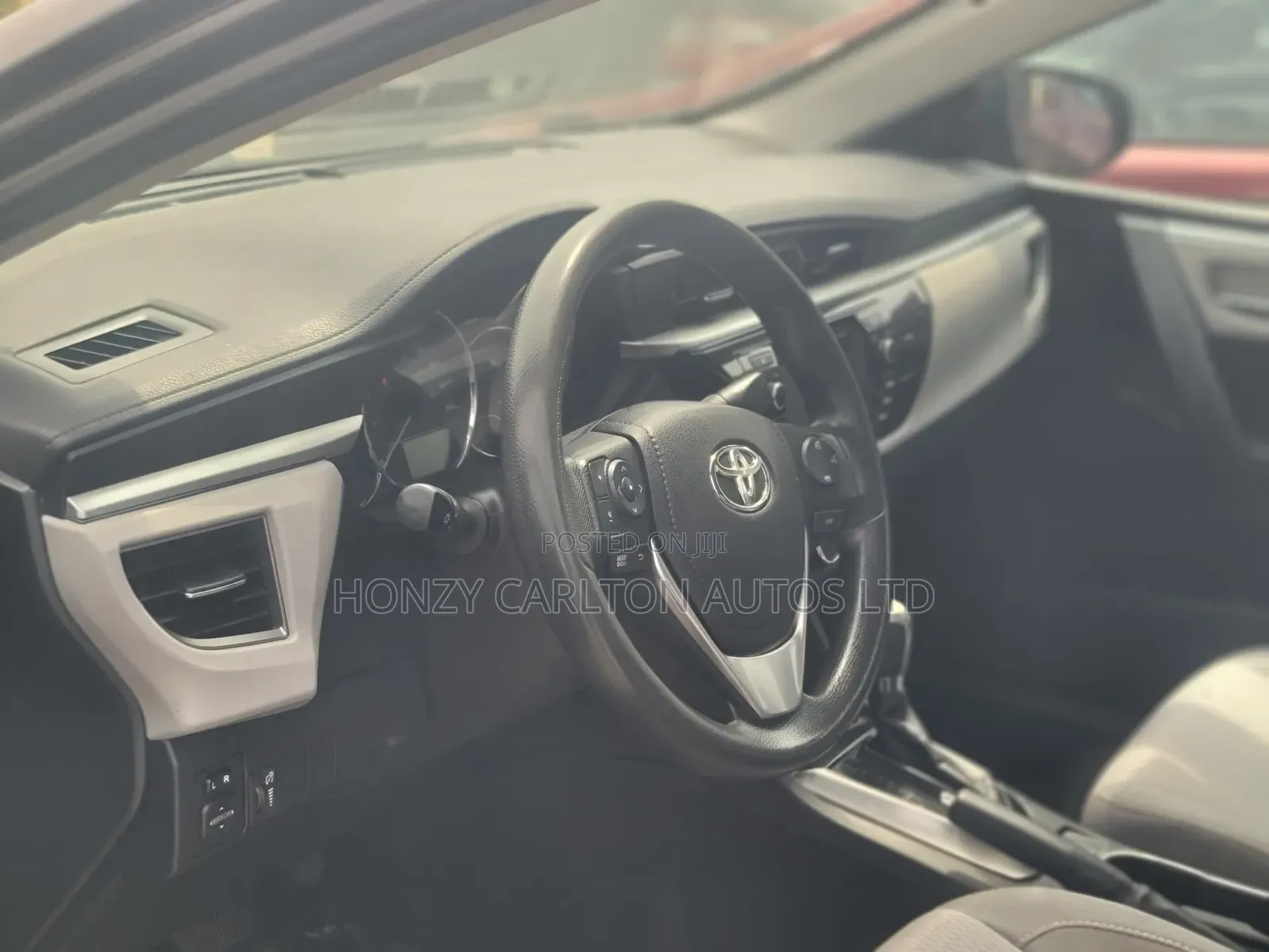 Toyota Corolla LE 4dr Sedan (1.8L 4cyl CVT) 2014 Black