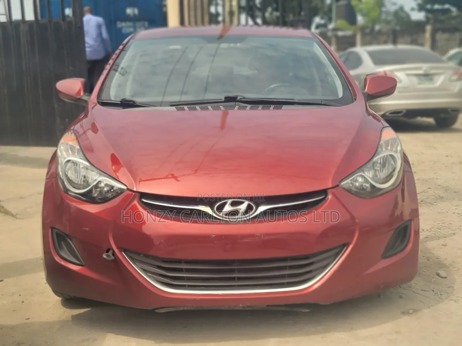 Hyundai Elantra GLS Sedan FWD (1.8L 4cyl 6A) 2013 Red