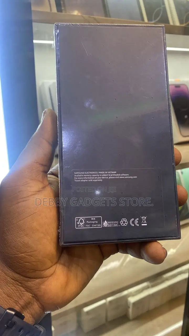 New Samsung Galaxy S22+ 5G 256 GB Green