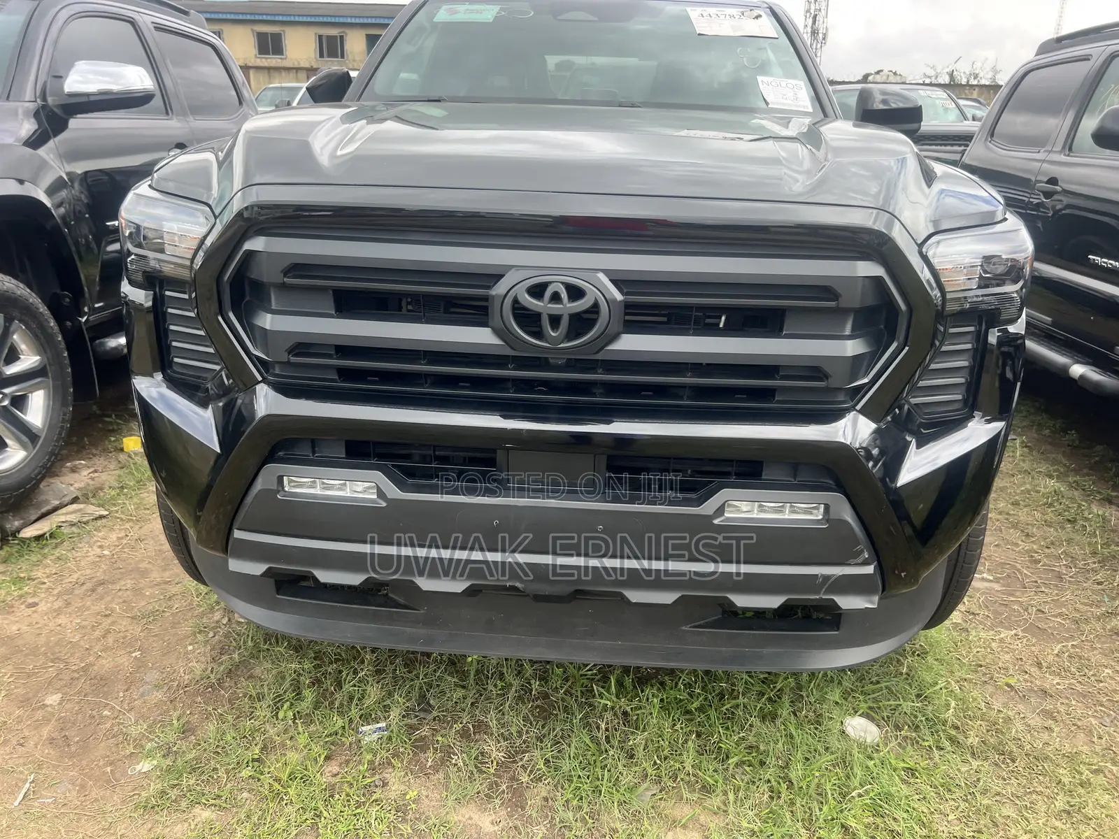 Toyota Tacoma Limited Double Cab 4WD 5.0 ft. SB (Hybrid) 2025 Black