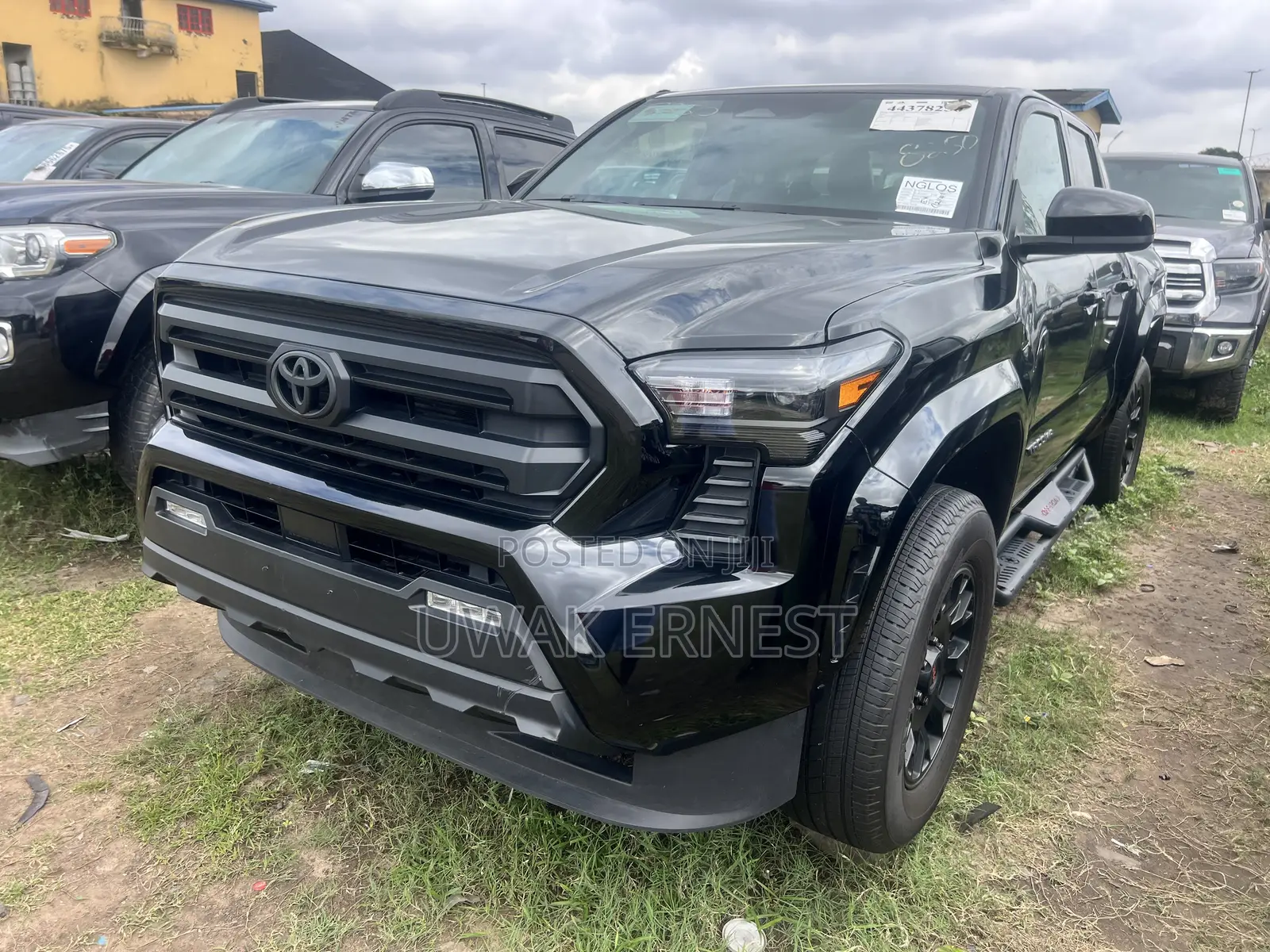 Toyota Tacoma Limited Double Cab 4WD 5.0 ft. SB (Hybrid) 2025 Black