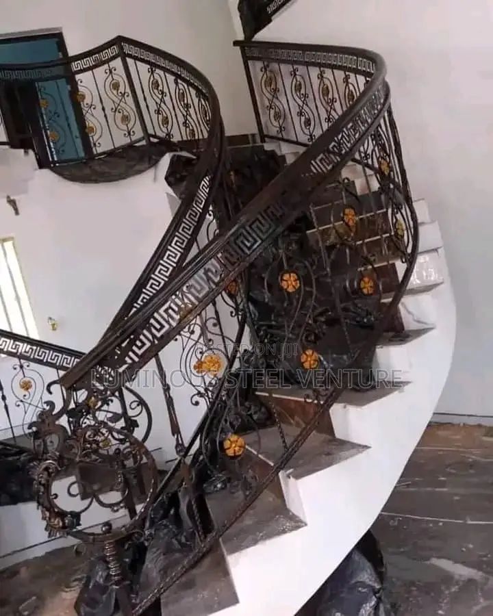 Get Your Wrought Iron Handrail From Luminous Steel With Competitive