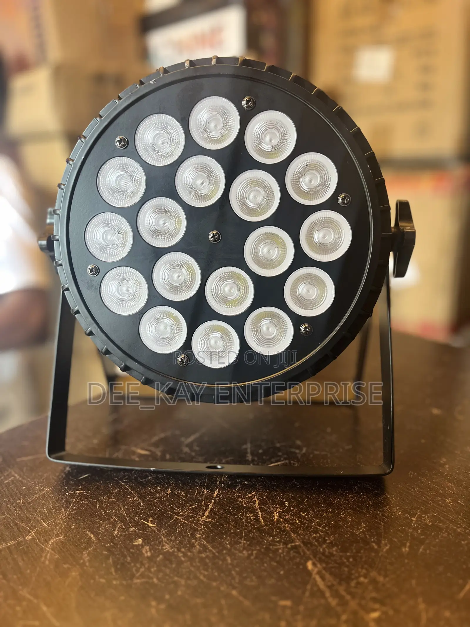 12 Watts by 18 Bulbs Led Par Cans Light / Mood Light (White Eyes)