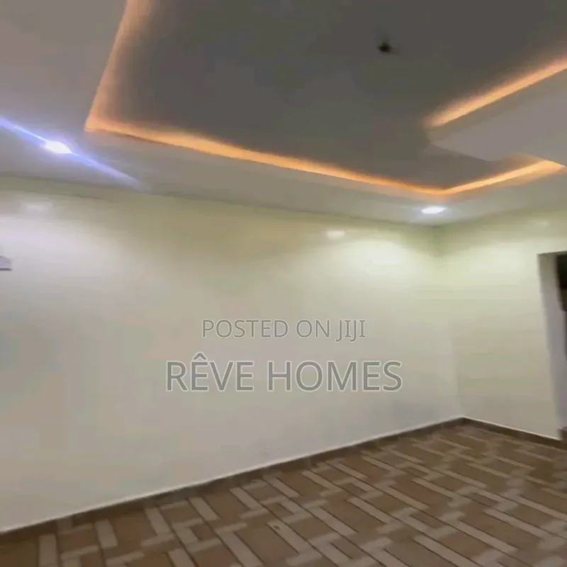 Studio Apartment in Shomolu / Shomolu for rent