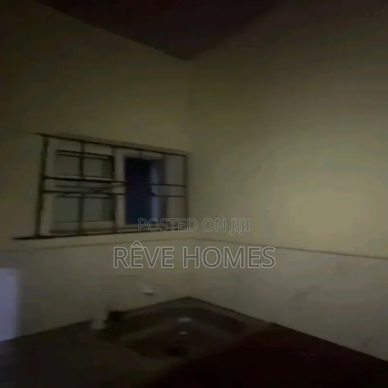 Studio Apartment in Shomolu / Shomolu for rent