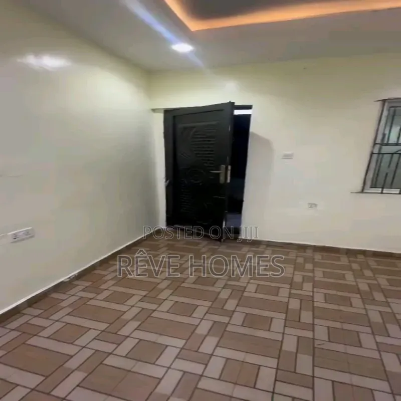 Studio Apartment in Shomolu / Shomolu for rent