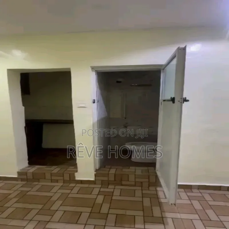 Studio Apartment in Shomolu / Shomolu for rent