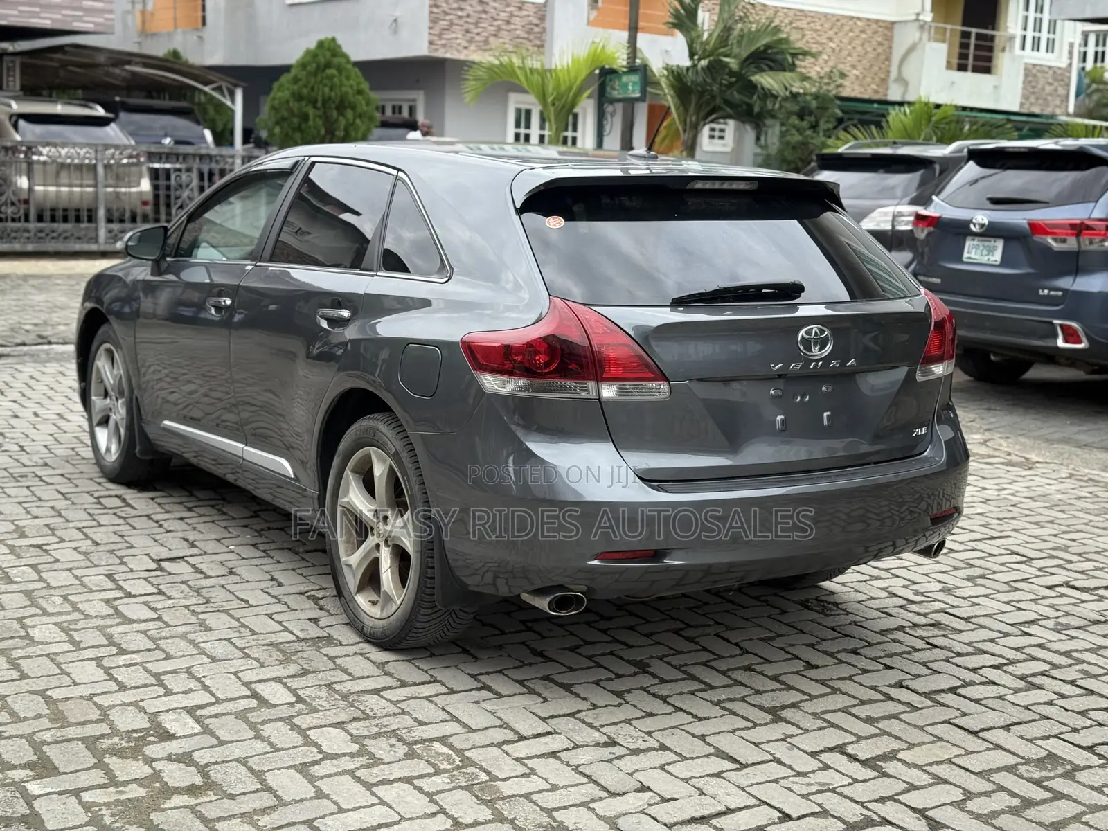 Toyota Venza XLE 4dr Wagon (3.5L 6cyl 6A) 2015 Gray