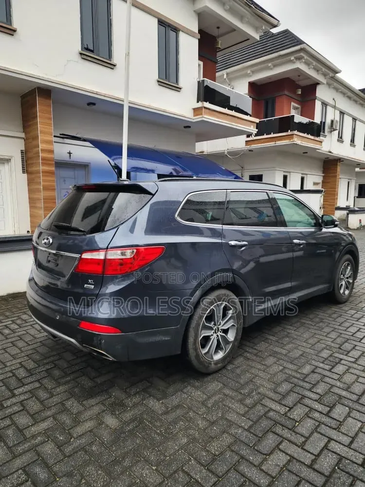 Hyundai Santa Fe 2015 Beige