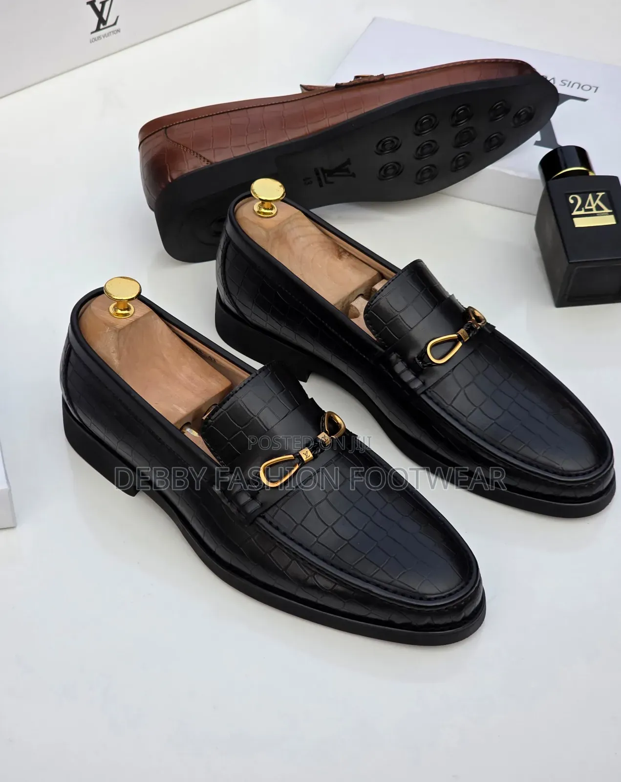 Premium Louis Vuitton Men Shoe *Black 40_______46* *Brown 41 43 45