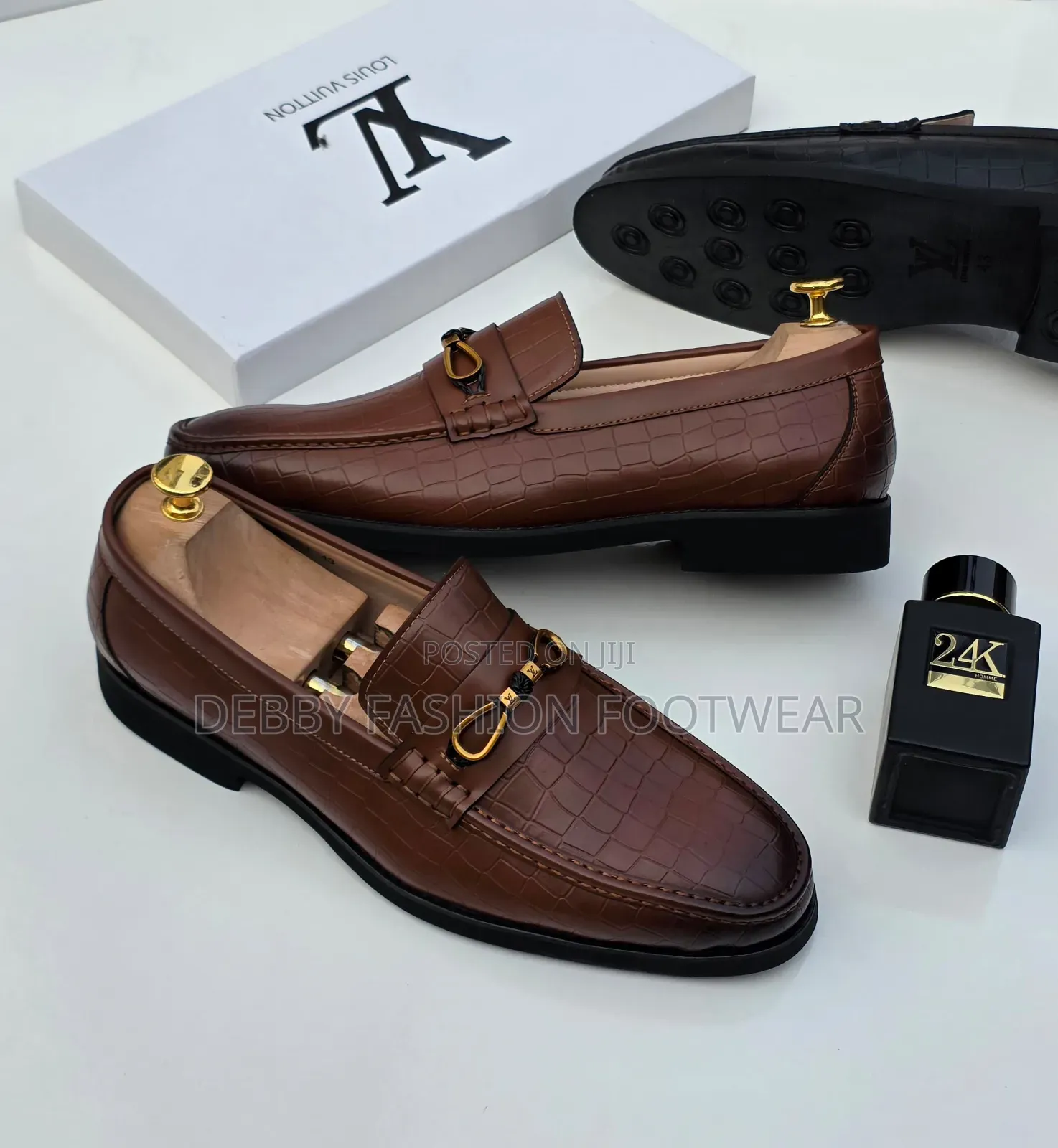 Premium Louis Vuitton Men Shoe *Black 40_______46* *Brown 41 43 45