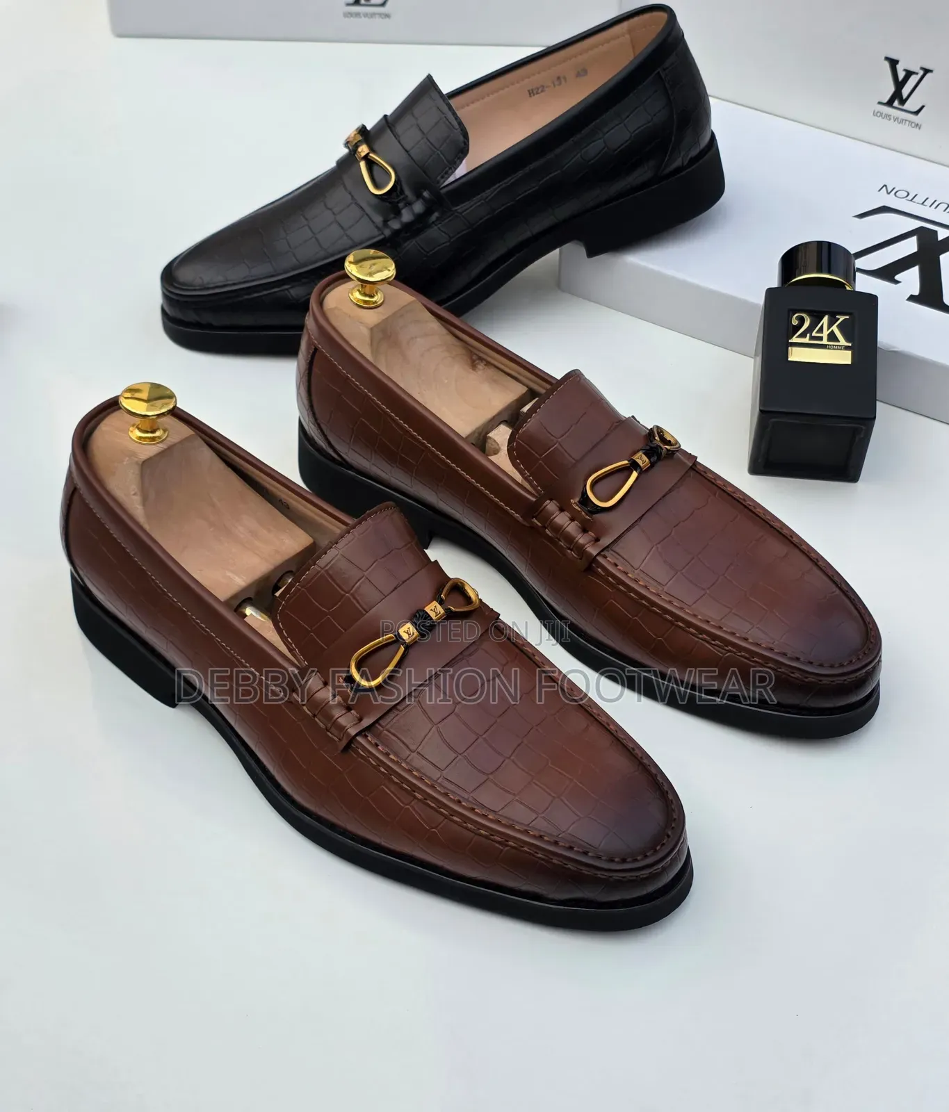 Premium Louis Vuitton Men Shoe *Black 40_______46* *Brown 41 43 45