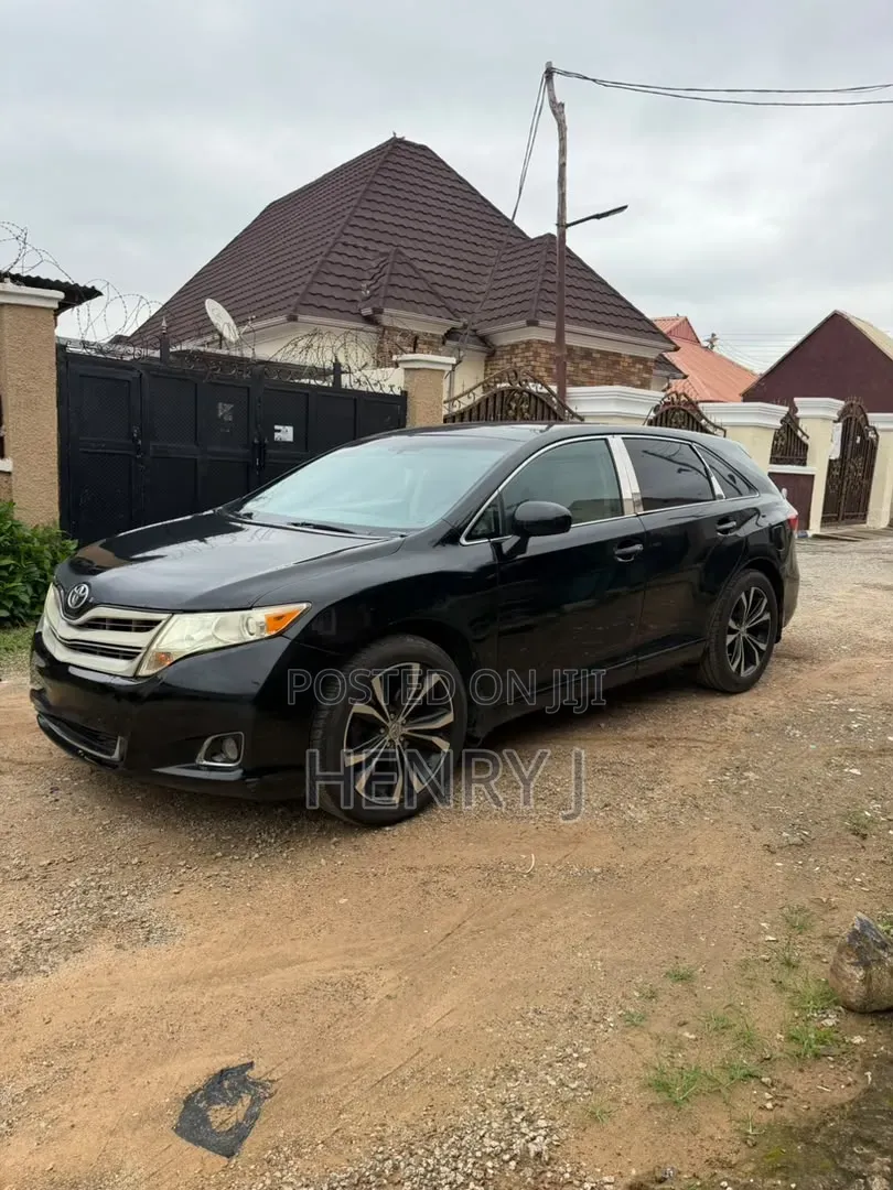 Toyota Venza 2011 Black