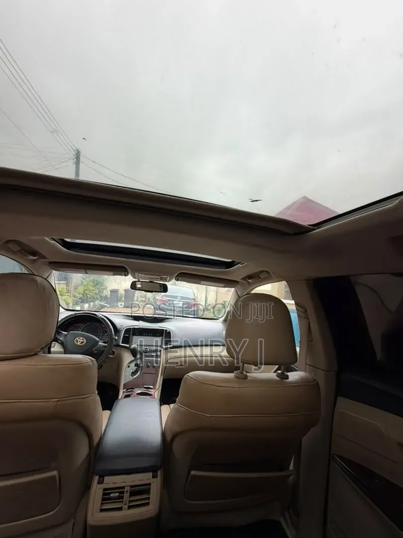 Toyota Venza 2011 Black