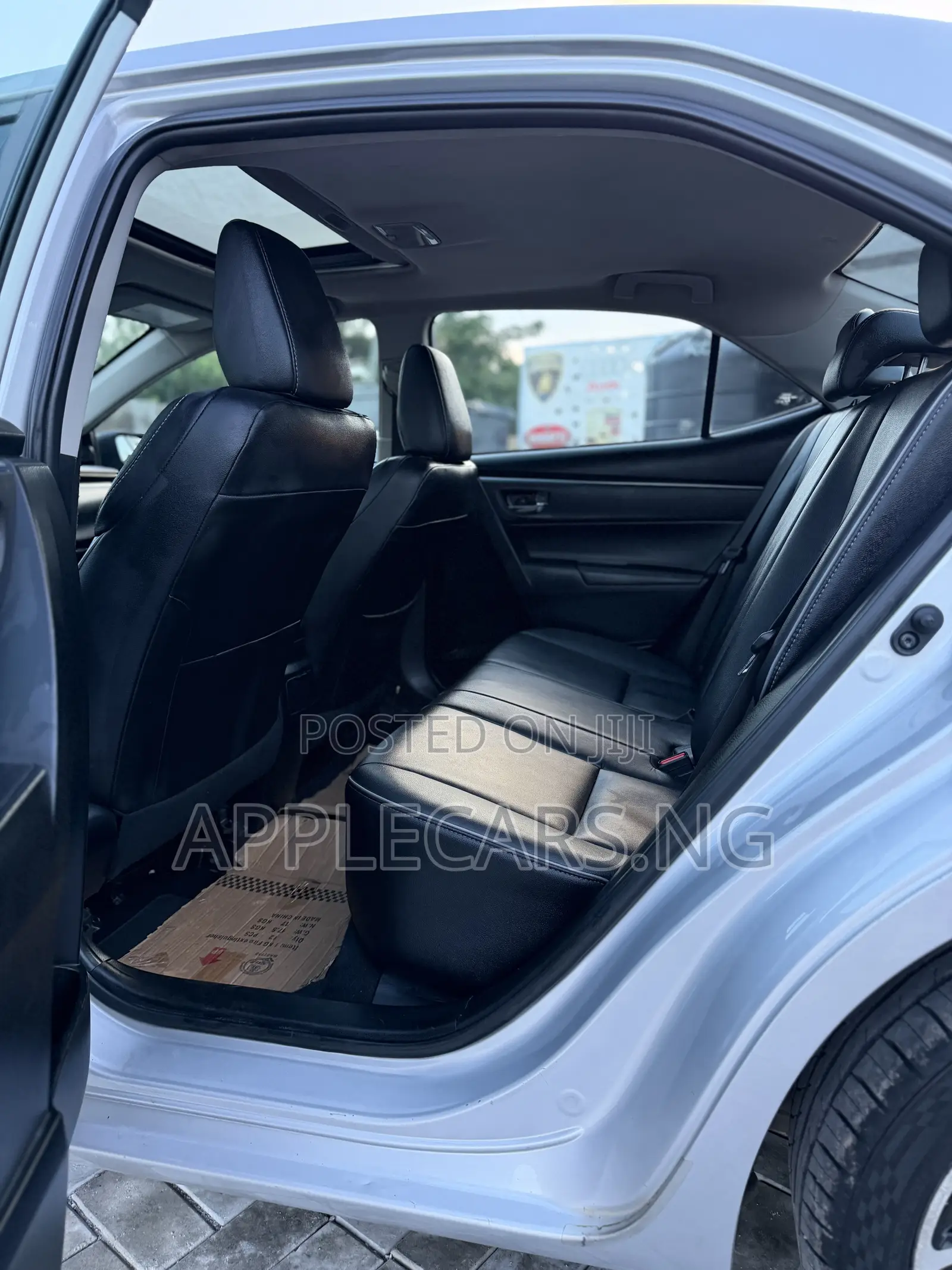 Toyota Corolla S 4dr Sedan (1.8L 4cyl CVT) 2015 Silver