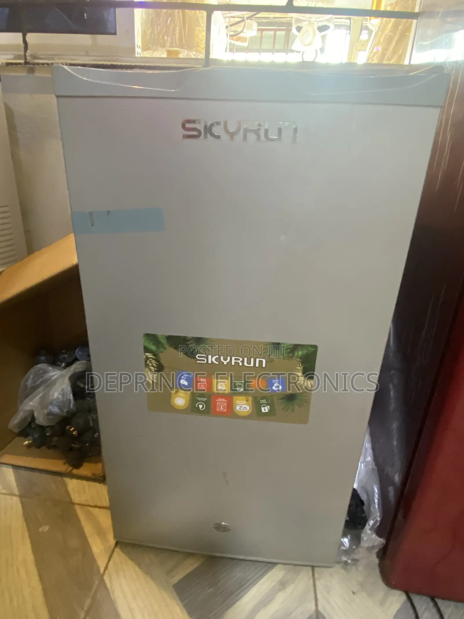 Skyrun Top Refrigerator