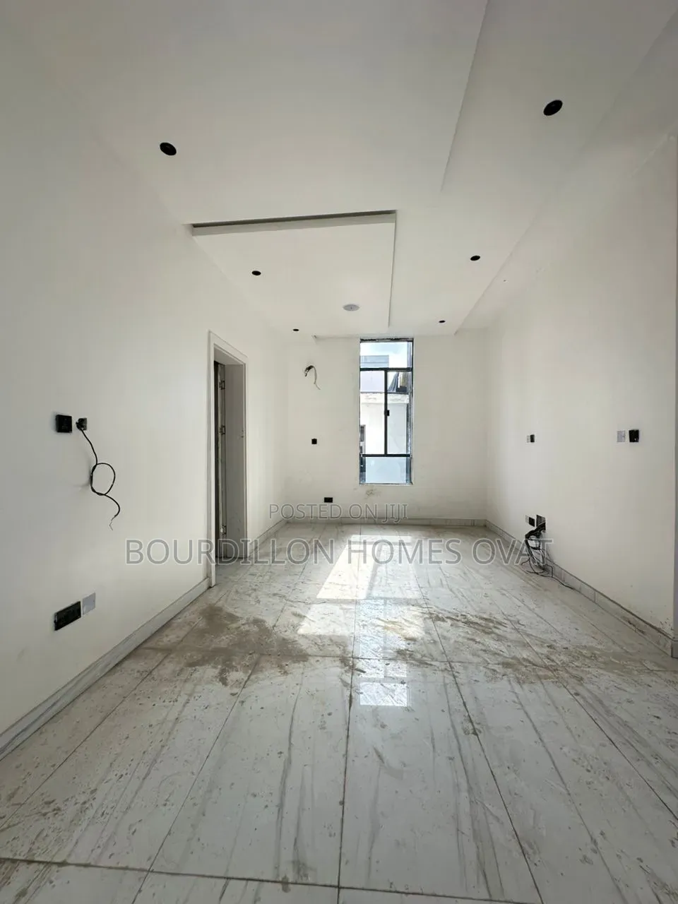 5bdrm Duplex in Osapa London Lekki for sale