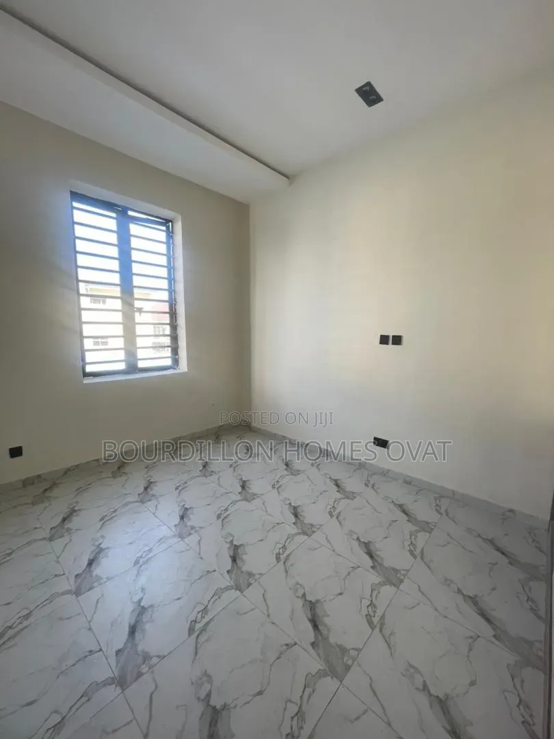 2bdrm Apartment in Orchid Lekki Lagos for sale