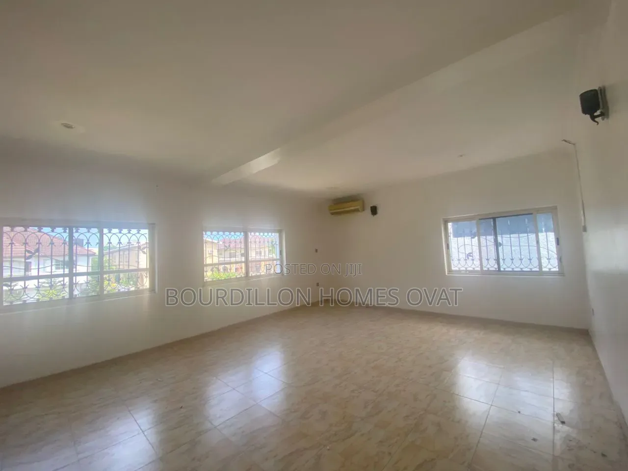 4bdrm Duplex in Vgc Lekki Lagos for rent