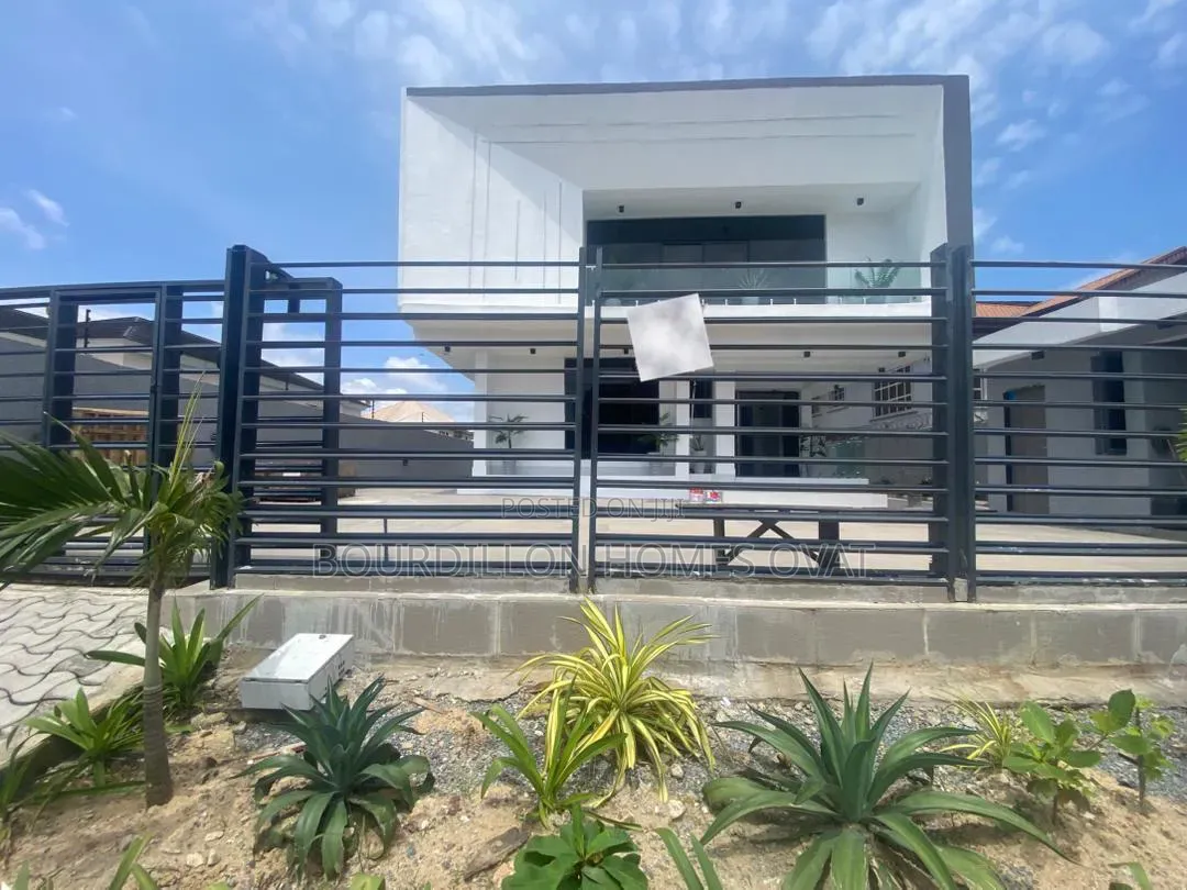 4bdrm Penthouse in Vgc Lekki Lagos for sale