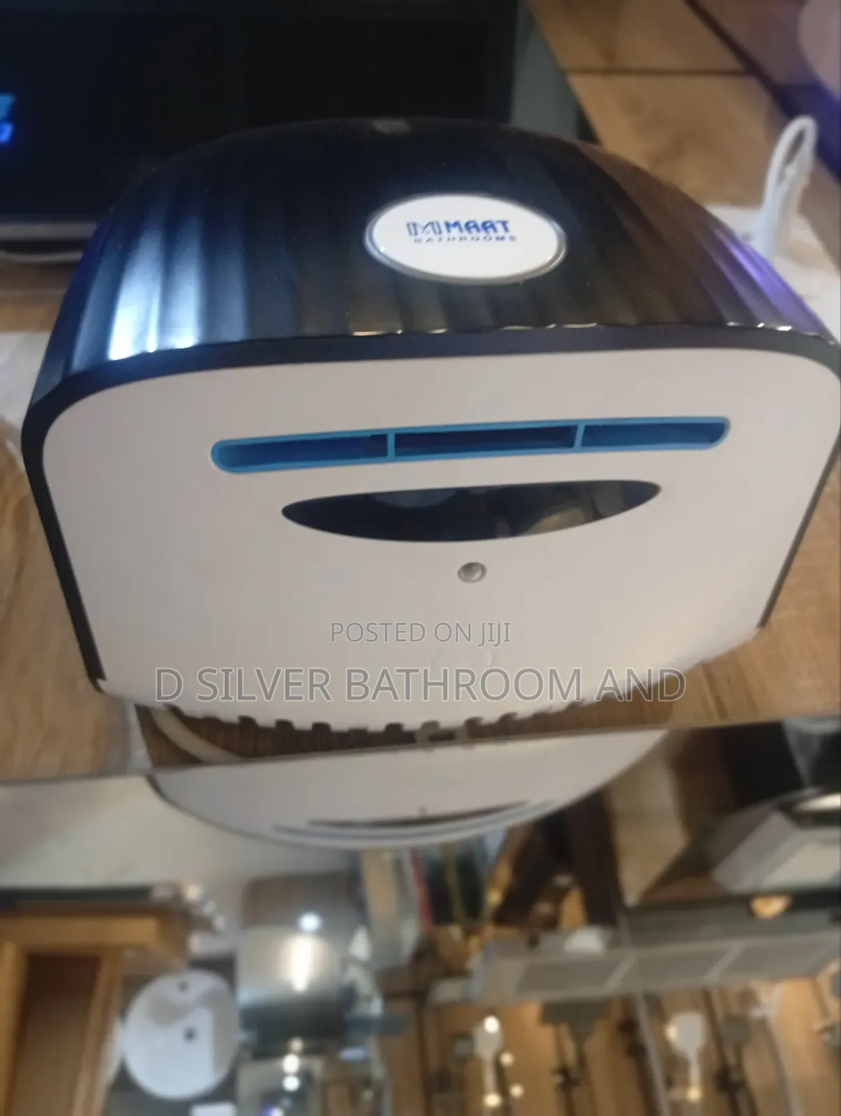 Wall Mounted Electric Hand Dryer, Heavy Duty (M.Maat)