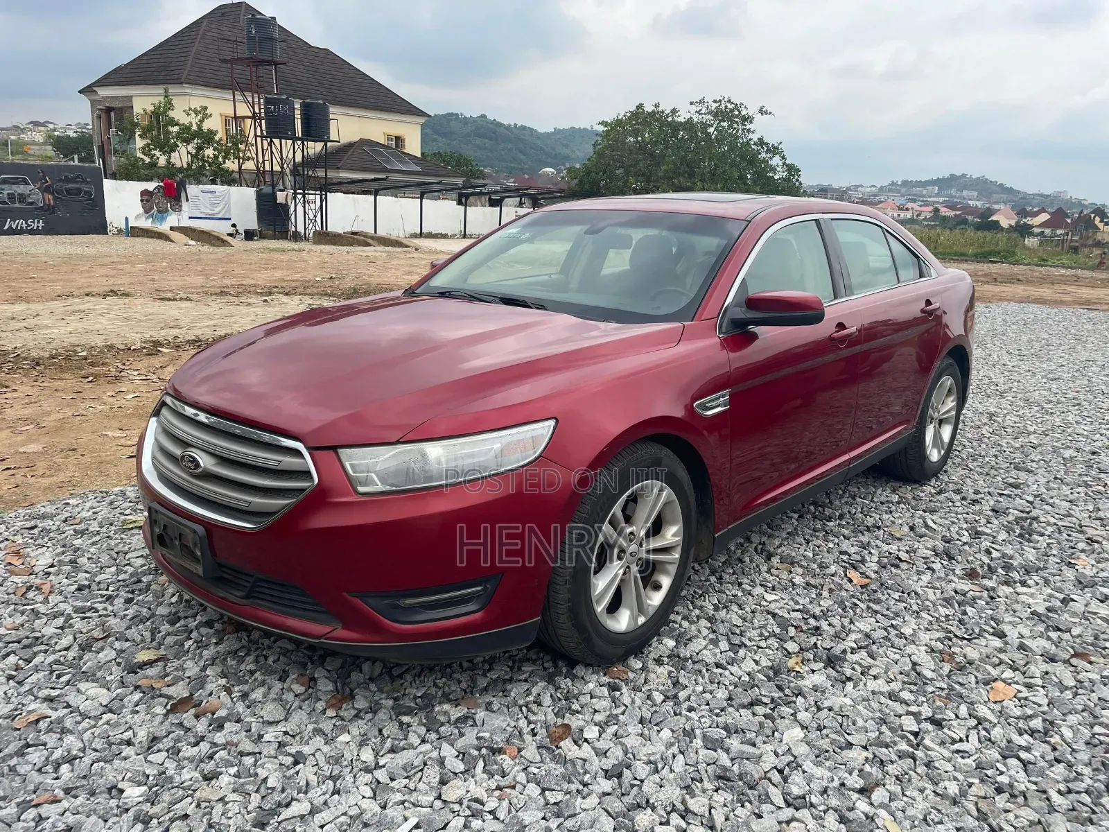 Ford Taurus 2013 Red