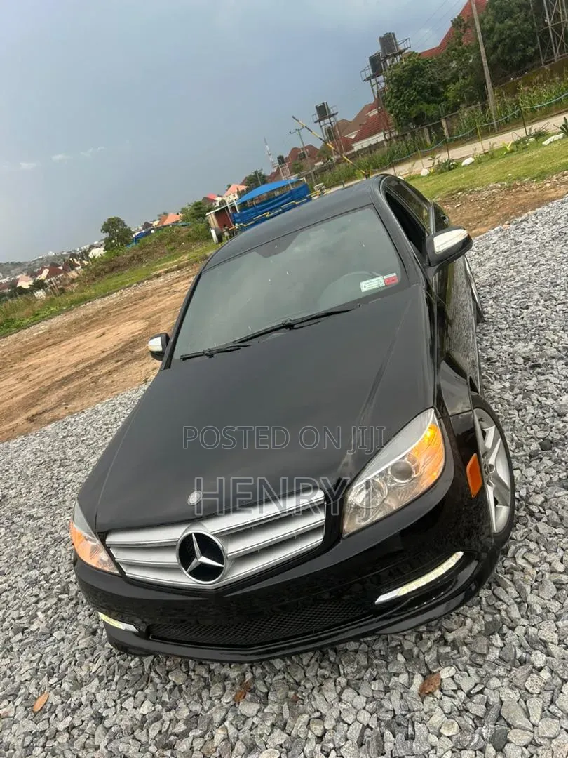 Mercedes-Benz C300 2009 Black