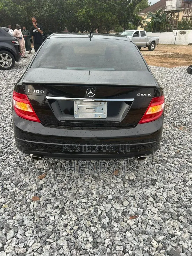 Mercedes-Benz C300 2009 Black