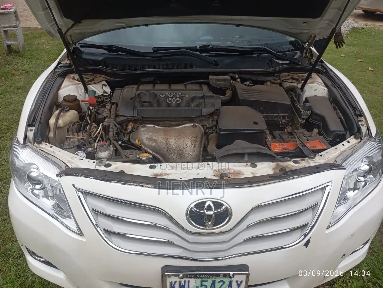Toyota Camry 2011 White