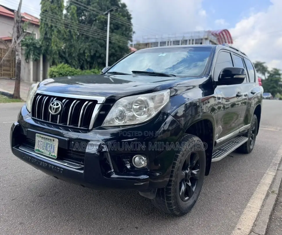 Toyota Land Cruiser Prado 2012 Black