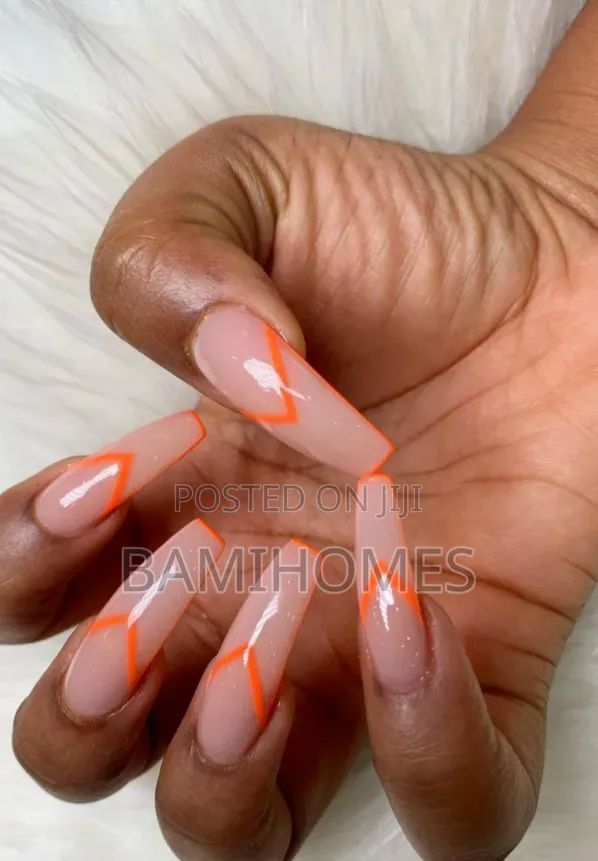 Expert Spa Manicure