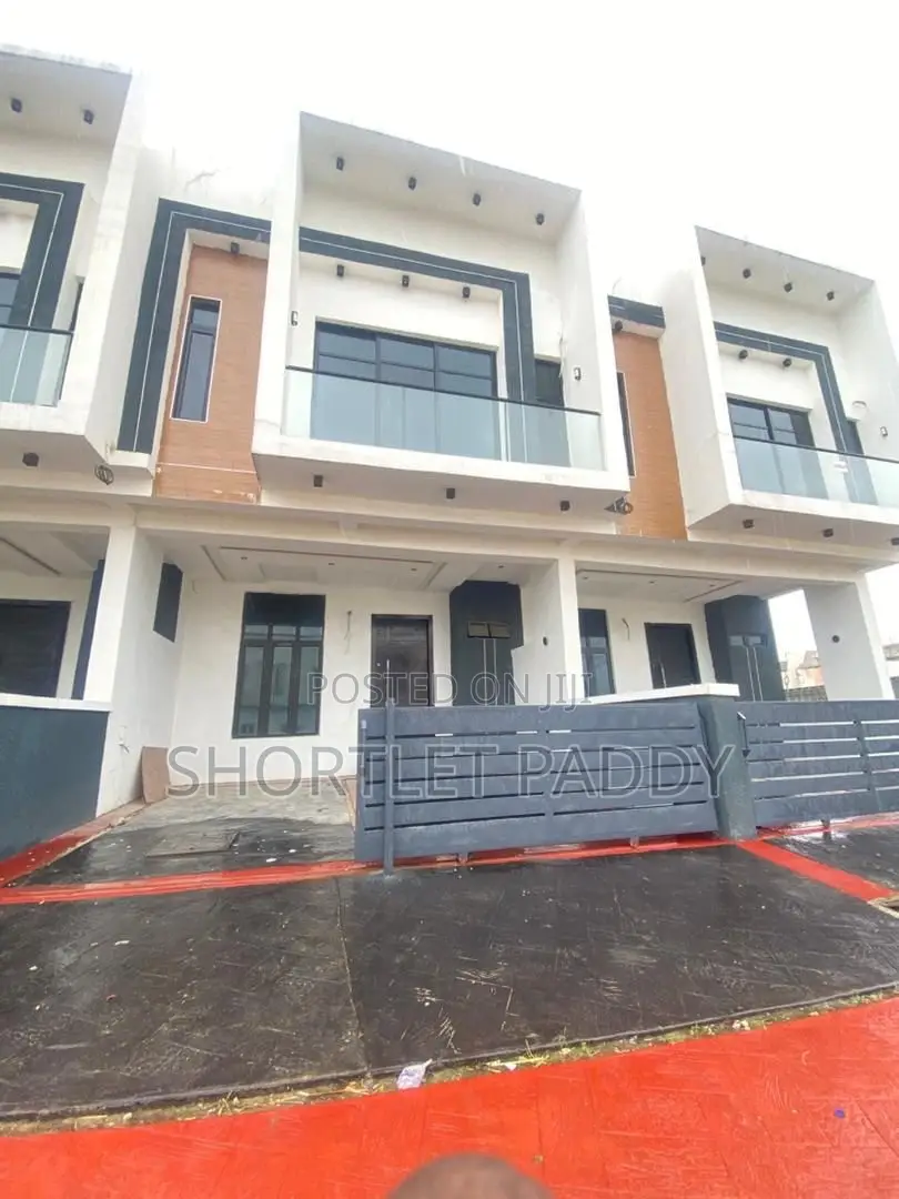 3bdrm Duplex in Ikota, Lekki for sale