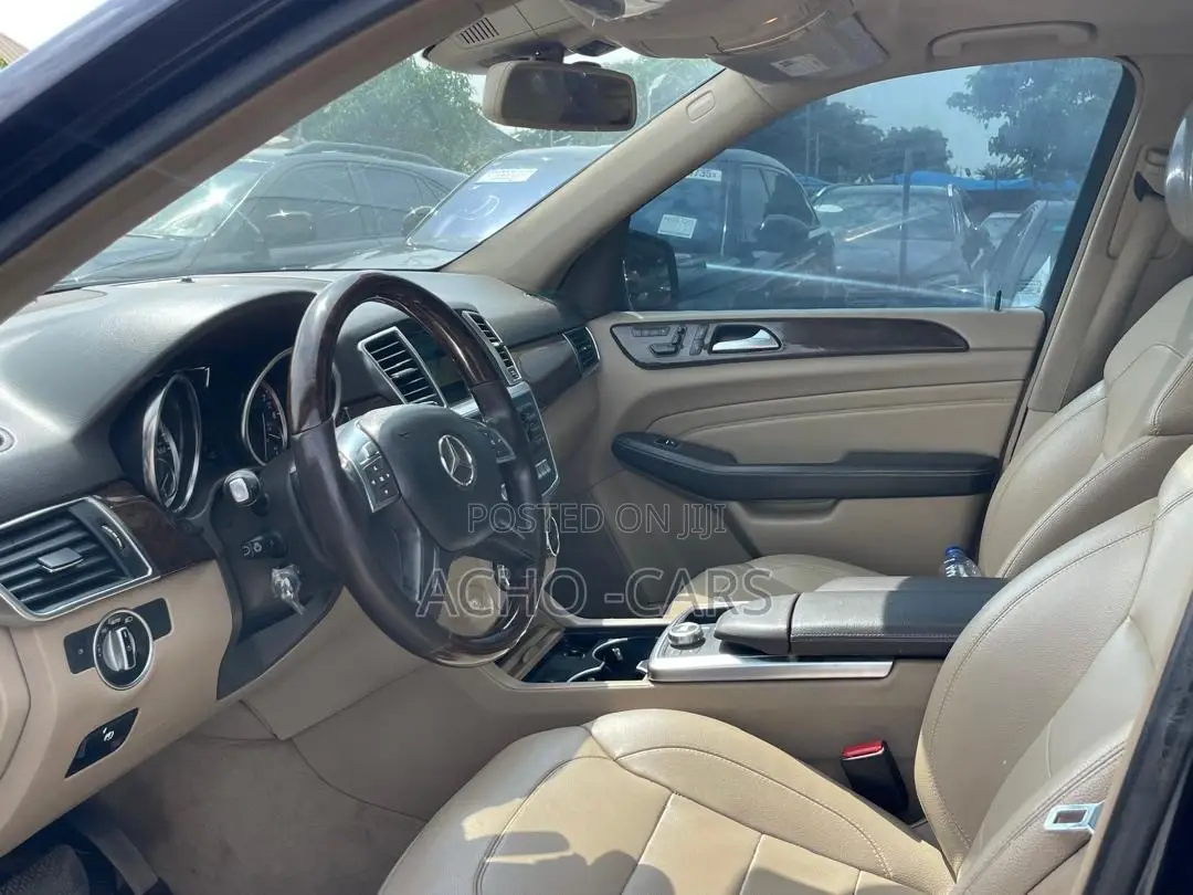 Mercedes-Benz M Class 2012 Blue
