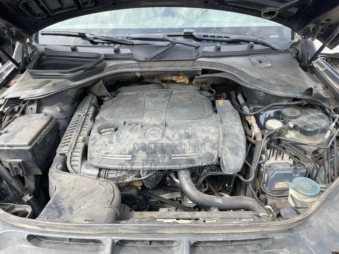 Mercedes-Benz M Class 2012 Blue