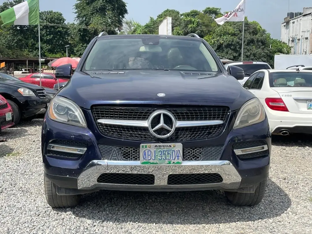 Mercedes-Benz M Class 2012 Blue