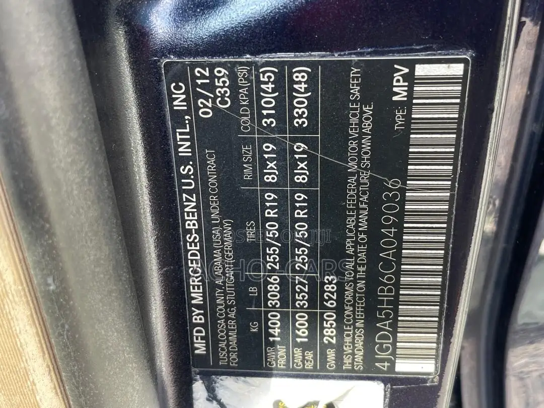 Mercedes-Benz M Class 2012 Blue