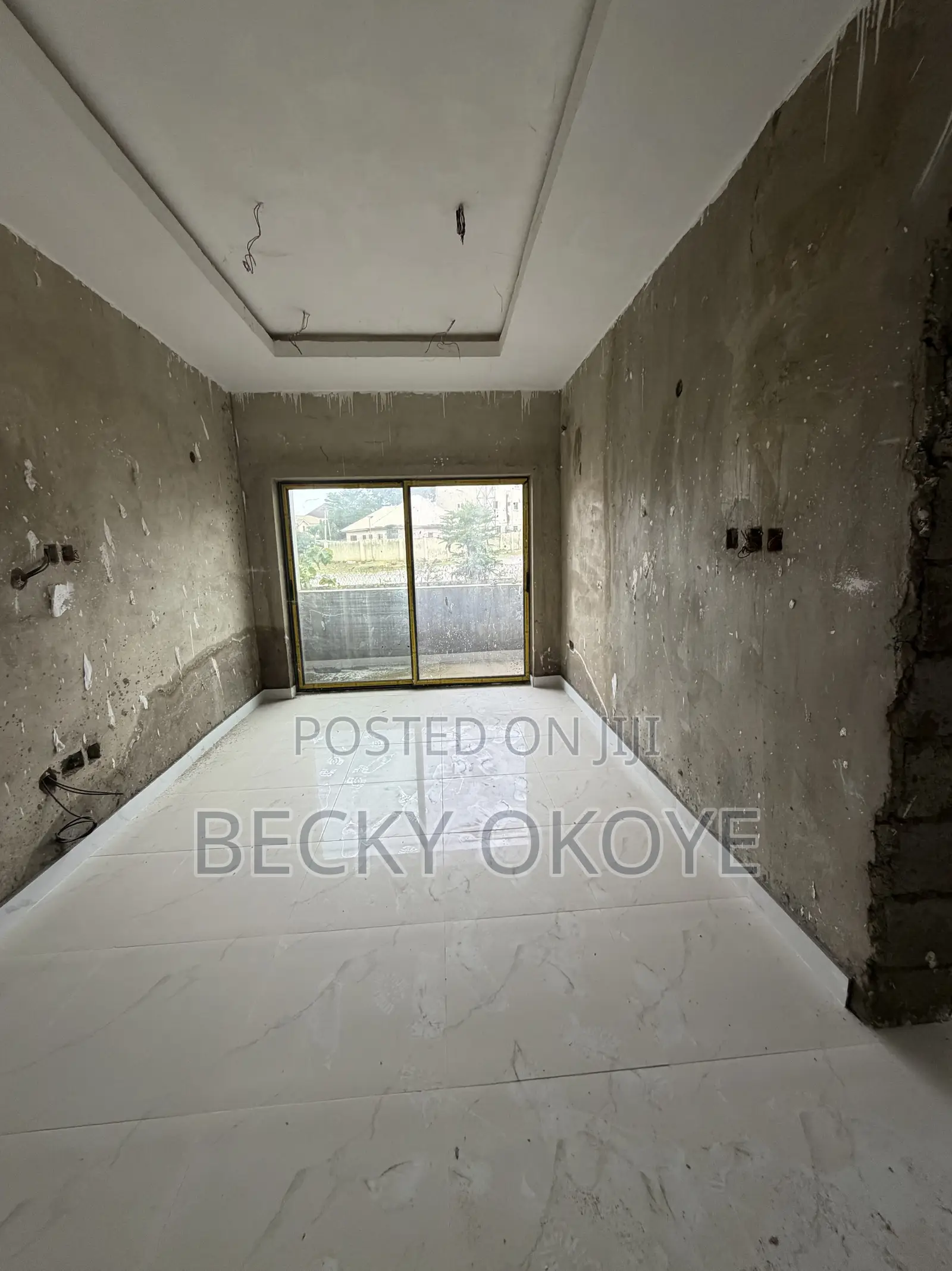 4bdrm Duplex in Durumi for sale