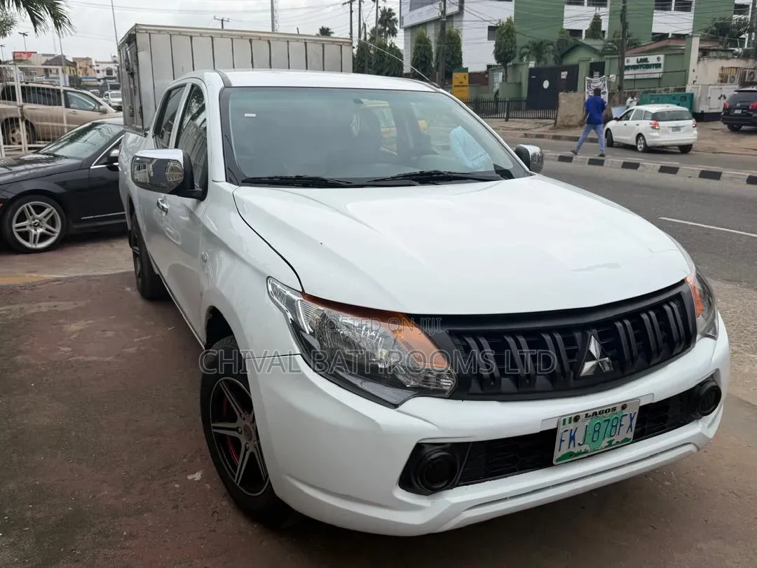 Mitsubishi L200 2019 White