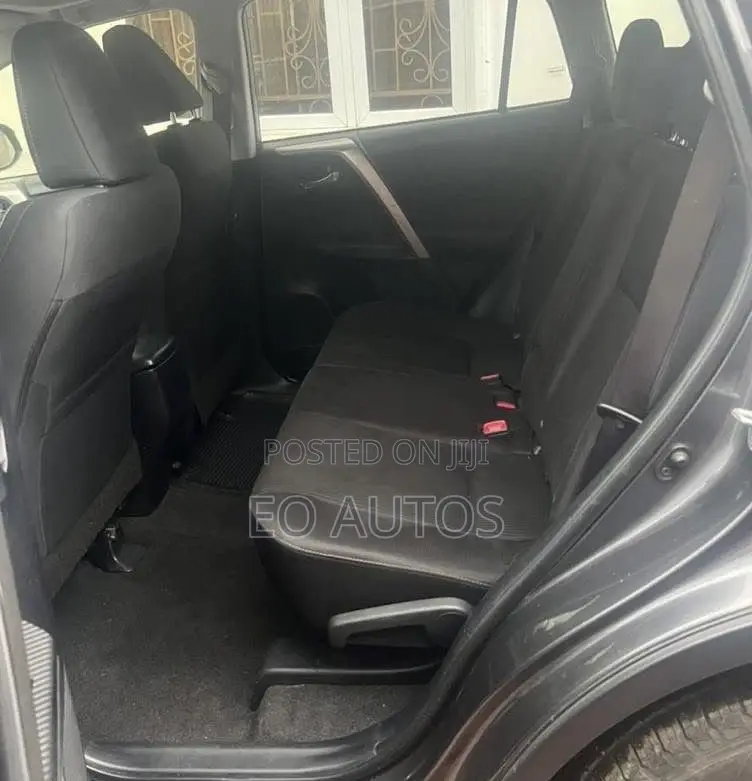 Toyota RAV4 2015 Gray