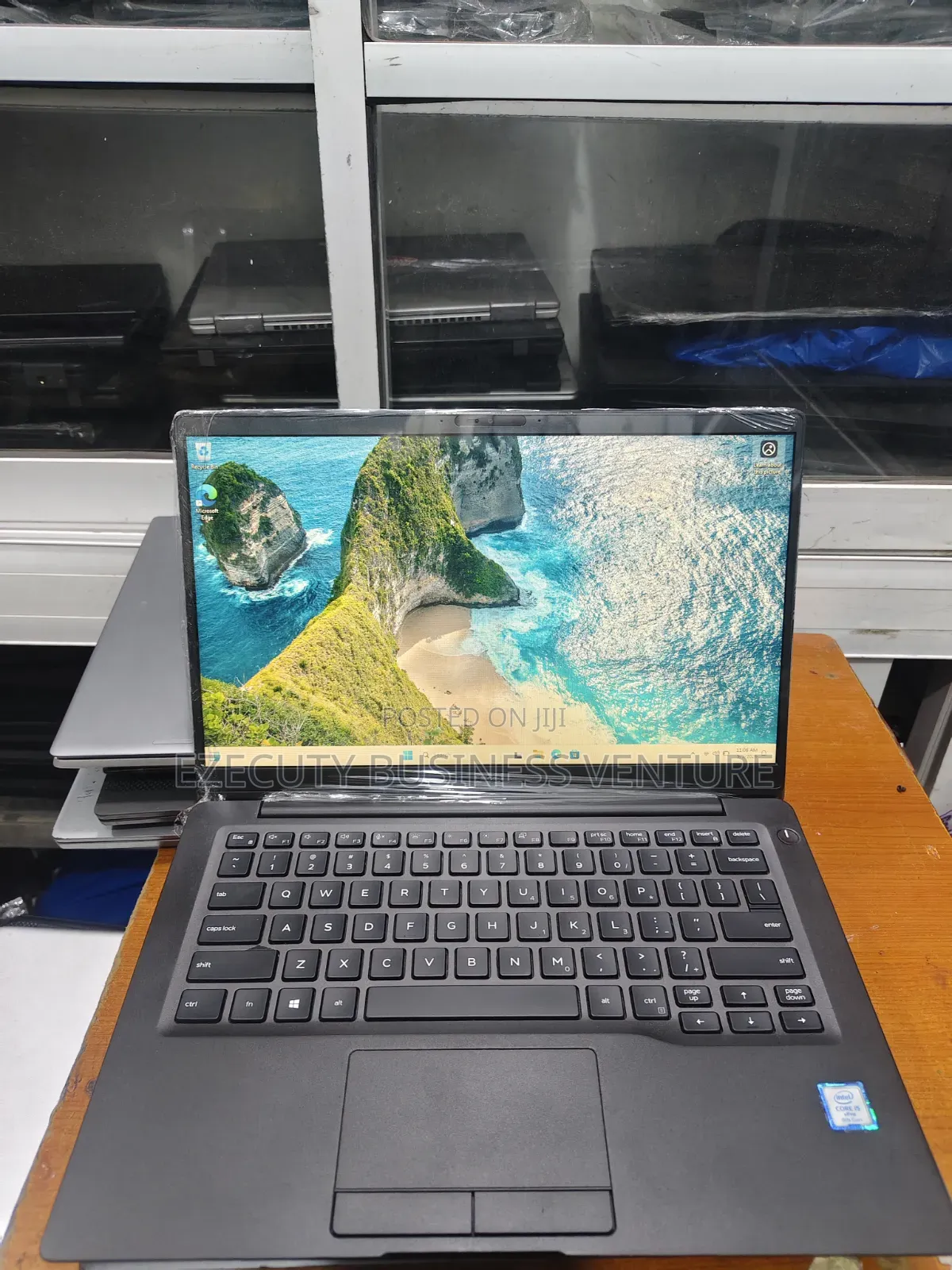 Laptop Dell Latitude 7400 8GB Intel Core i5 SSD 256GB