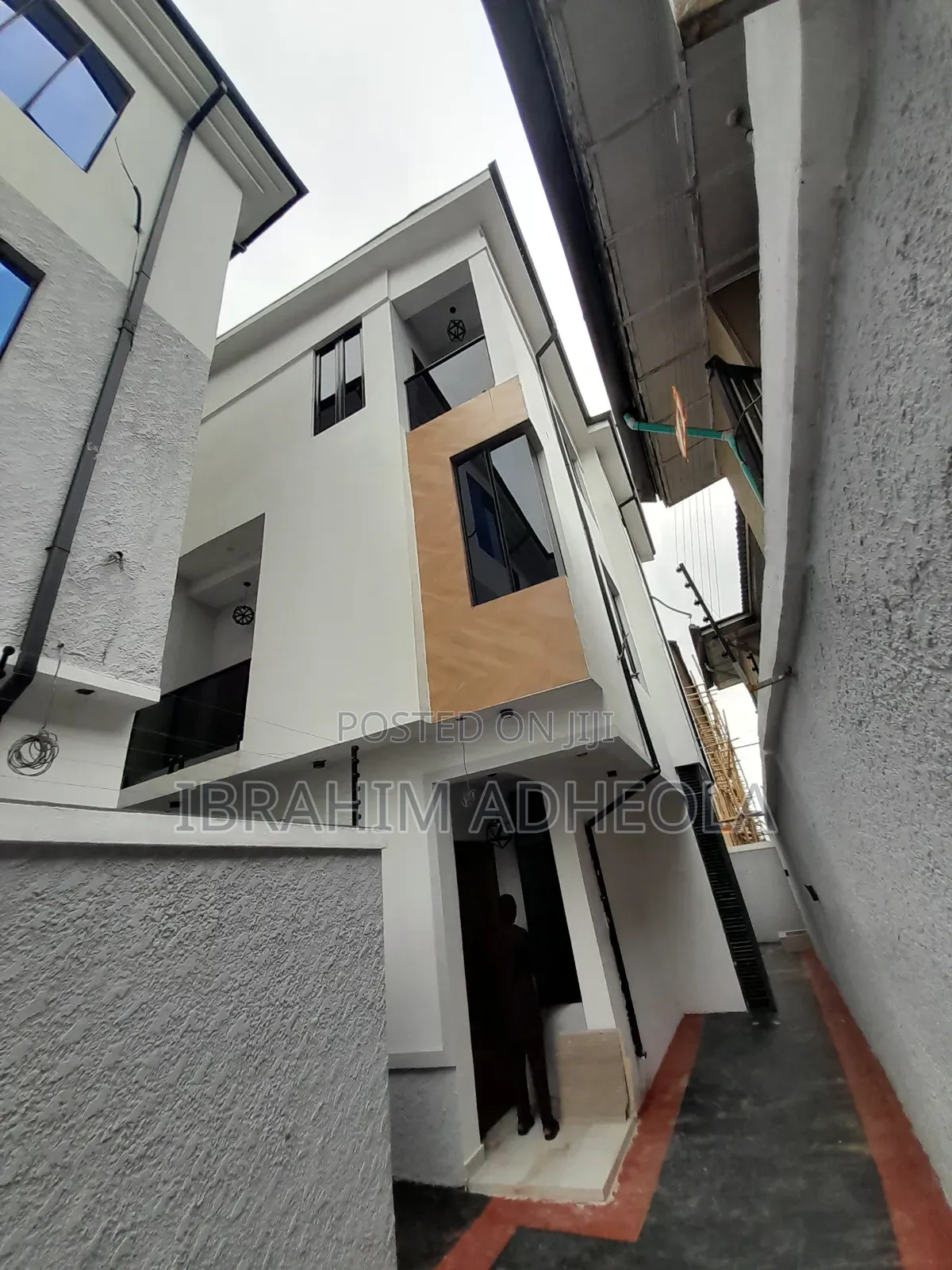 4bdrm Duplex in Magodo Phas1, GRA Phase 1 for sale