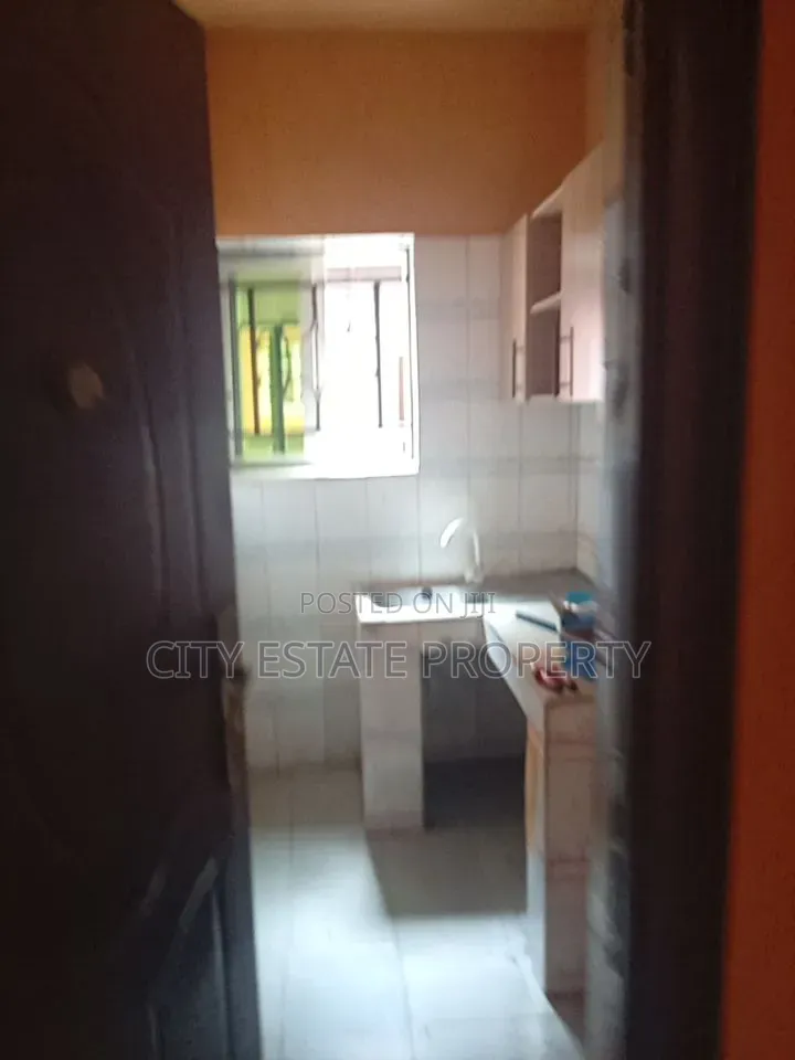 1bdrm Block of Flats in Austinleo Estate, Rukpokwu for rent