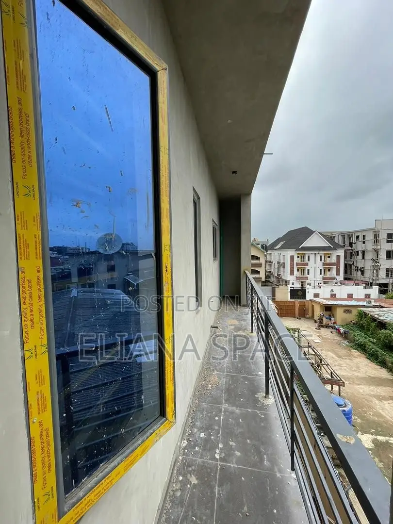 3bdrm Apartment in Allen Avenue, Ikeja for sale