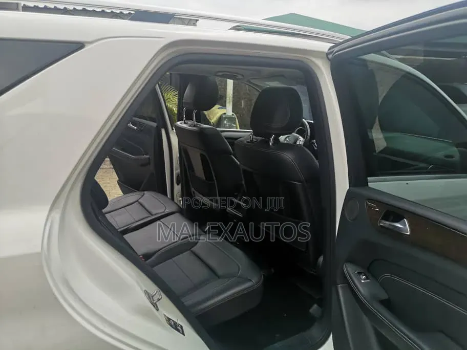 Mercedes-Benz M Class ML350 4dr SUV (3.5L 6cyl 7A) 2015 White
