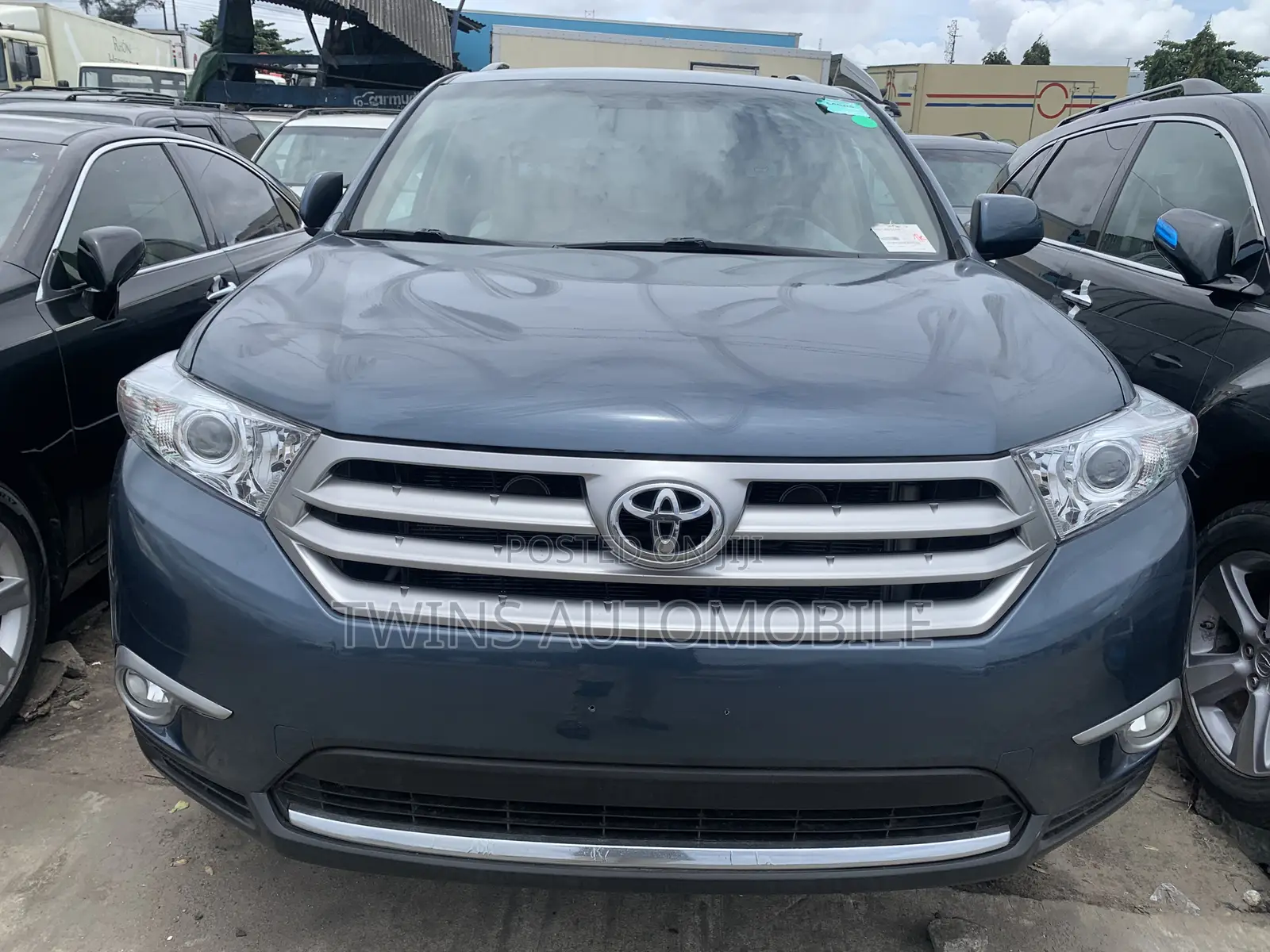 Toyota Highlander Limited 3.5l 4WD 2013 Blue