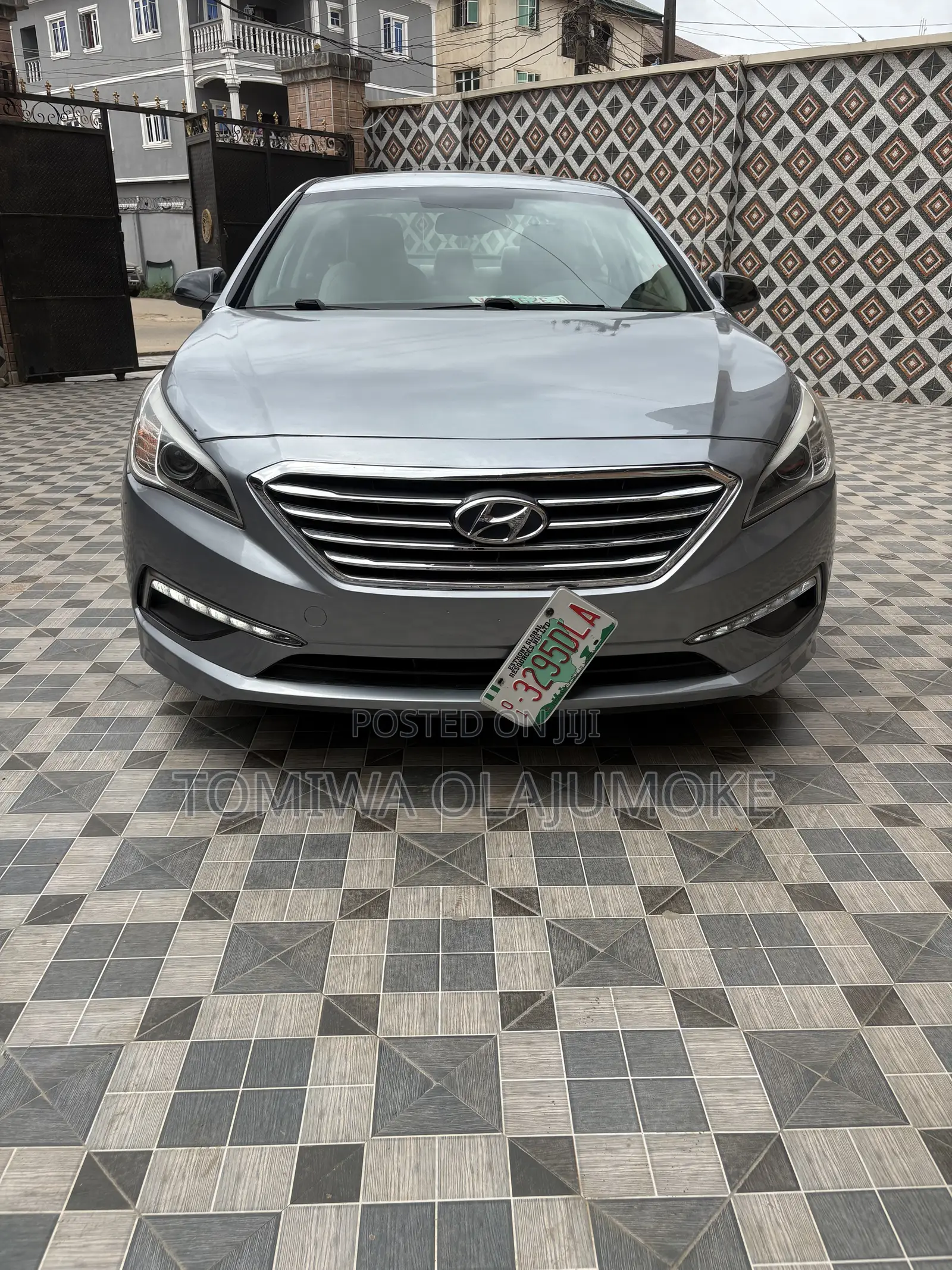 Hyundai Sonata Limited 4dr Sedan (2.4L 4cyl 6A) 2015 Gray